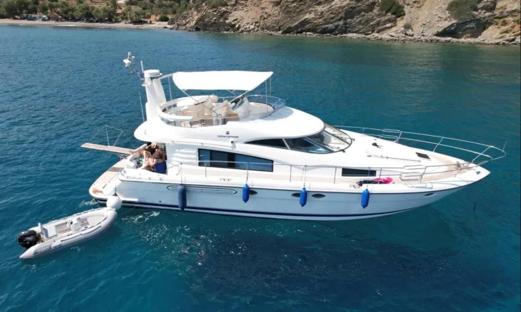 52 Fairline Fly - Bliss 2.jpeg