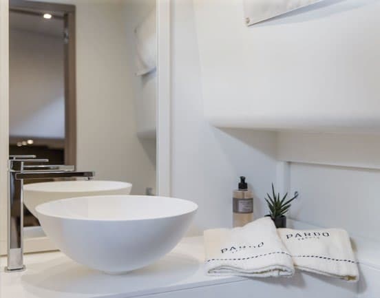 Brochure-Pardo50-bath-details.jpg