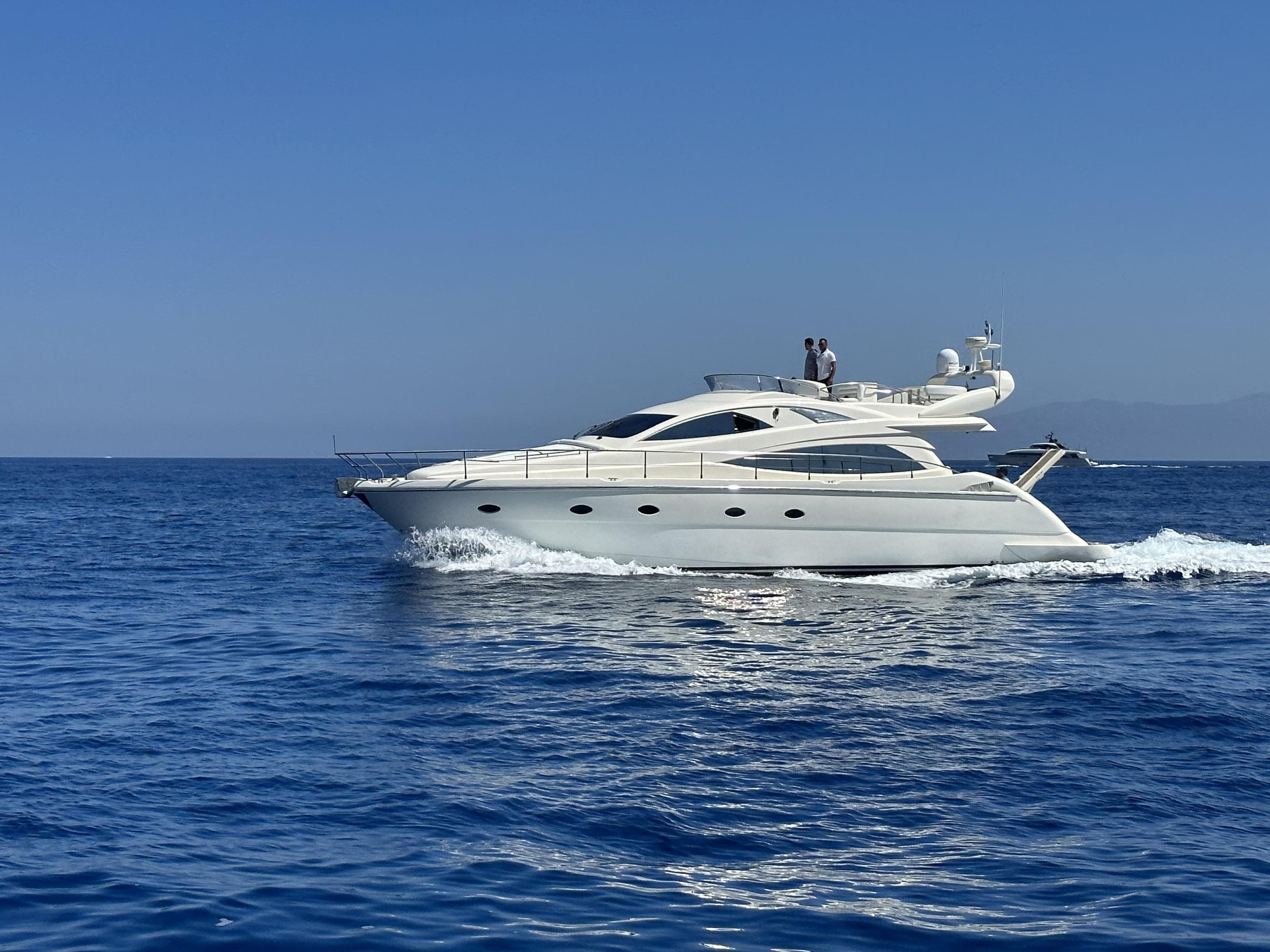 Aicon 56 mykonos.jpg