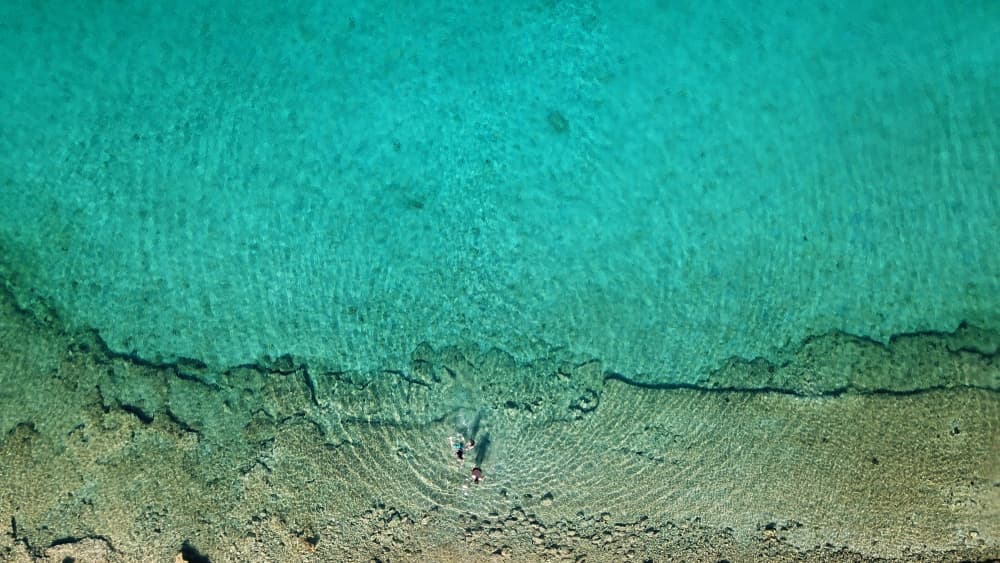 Schoinoussa clear water.jpg