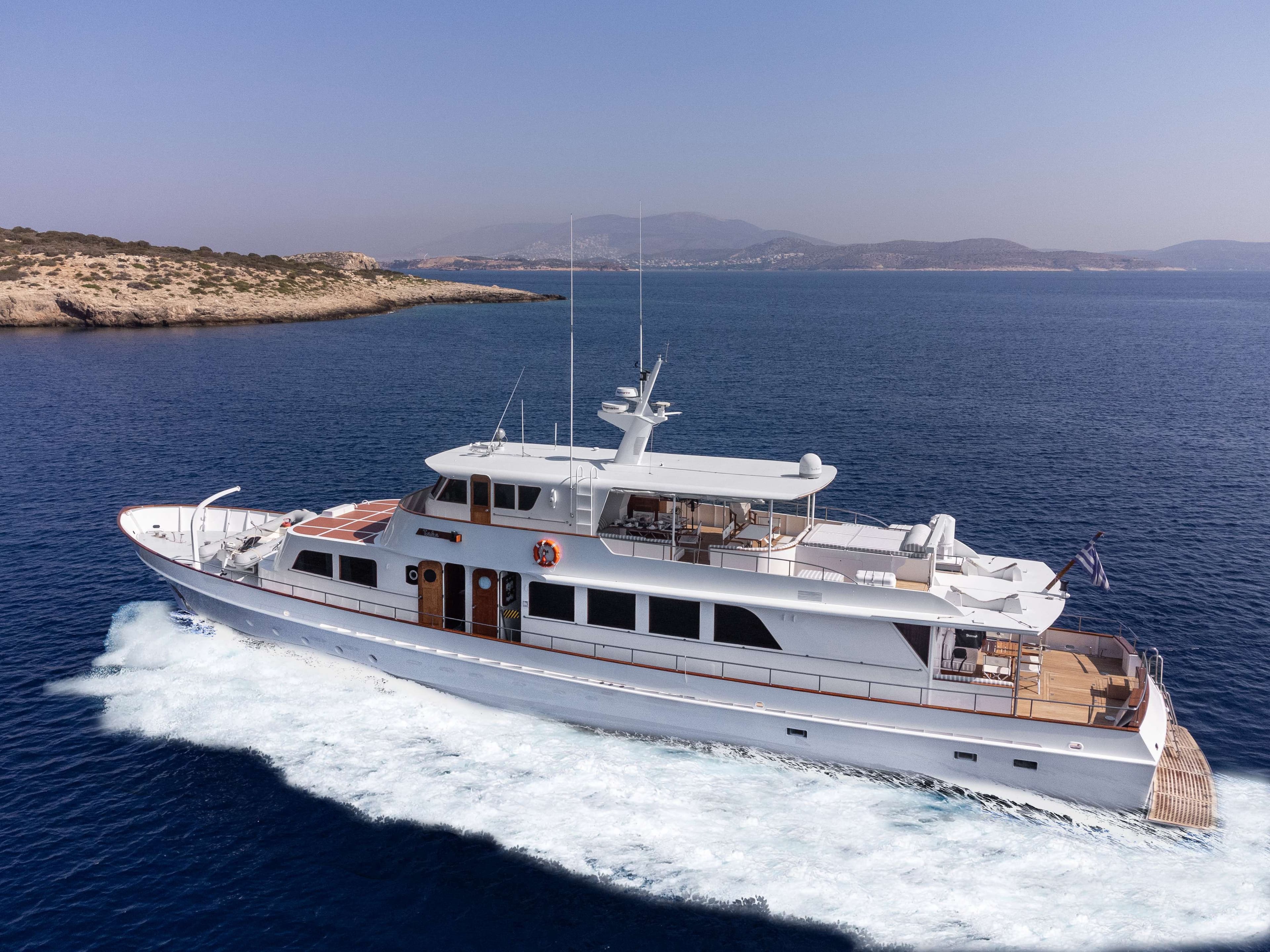 Sparkman & Stephens 98 Weekly with Sparkman & Stephens 98