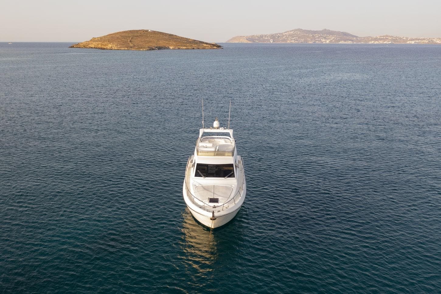 Ferretti yacht Greece-min.jpg
