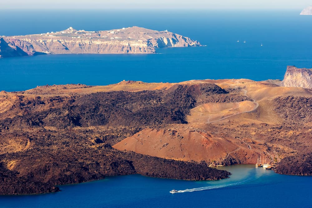Santorini  from Naxos | Private 8-hour yacht experience  with Fairline 52 Squadron