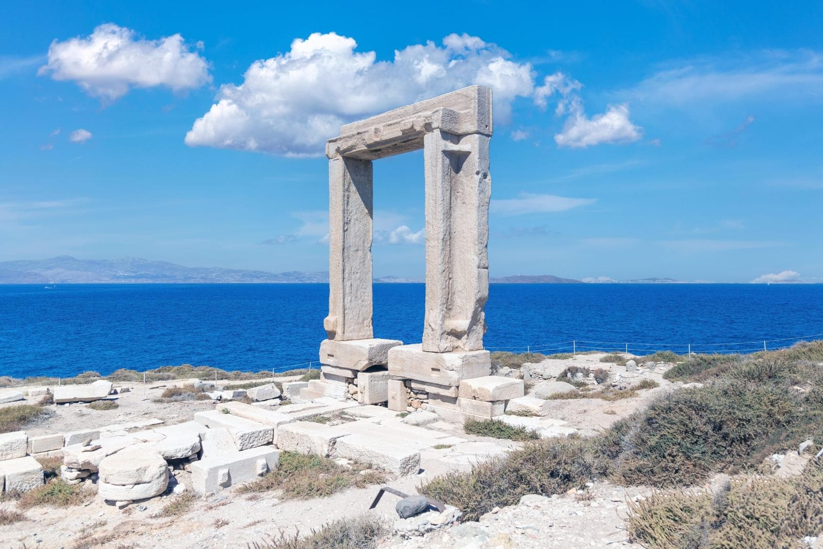 Naxos from Mykonos | Private 8-hour yacht experience  with Ferretti 830