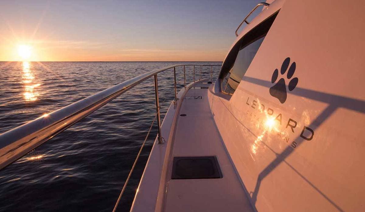 Private SUNSET Catamaran Leopard 40 with Catamaran LEOPARD 40