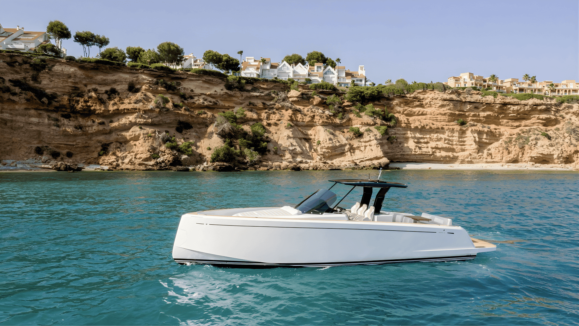 Seawater Smeralda 320 brochure BF 2024.pdf.png